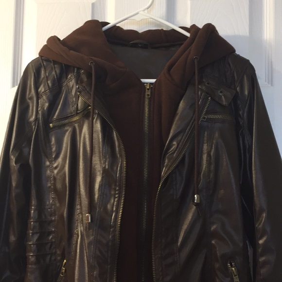 Convertible Jacket - Picture 2 of 8